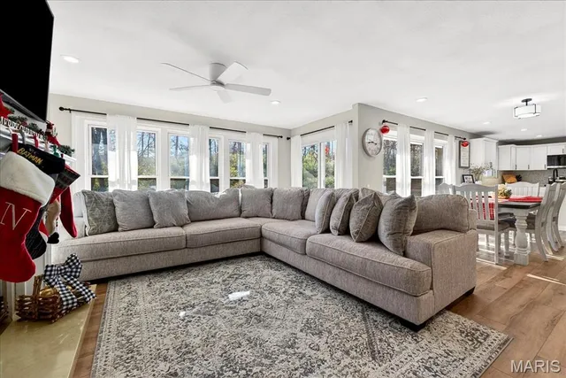 $634,900 | 836 Wheelwright Drive, Manchester, MO 63021