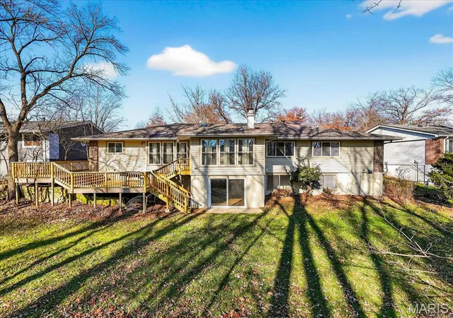 $634,900 | 836 Wheelwright Drive, Manchester, MO 63021