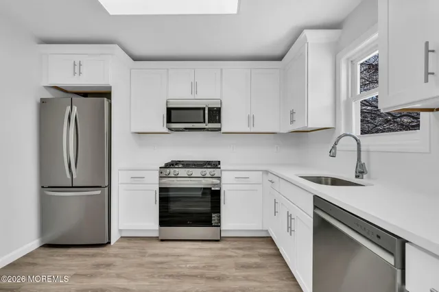 $345,000 | 1304 Victoria Court, Brick, NJ 08724