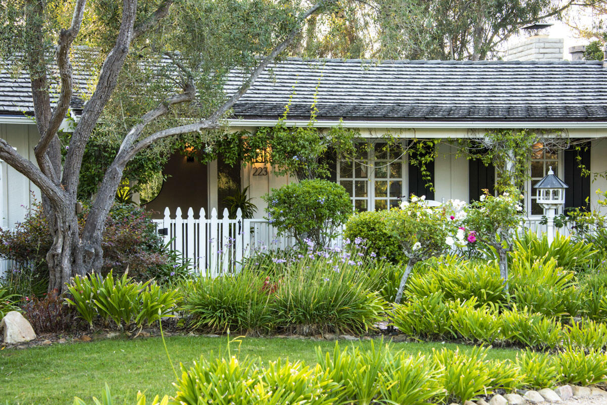 223 Rametto Road Santa Barbara, CA 93108 - Photo 4 of 35 a front view of a house with a garden