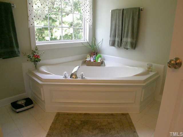 612 Middle Bridge Road Wake Forest, NC 27587 - Photo 7 of 12 Gallery Image 7