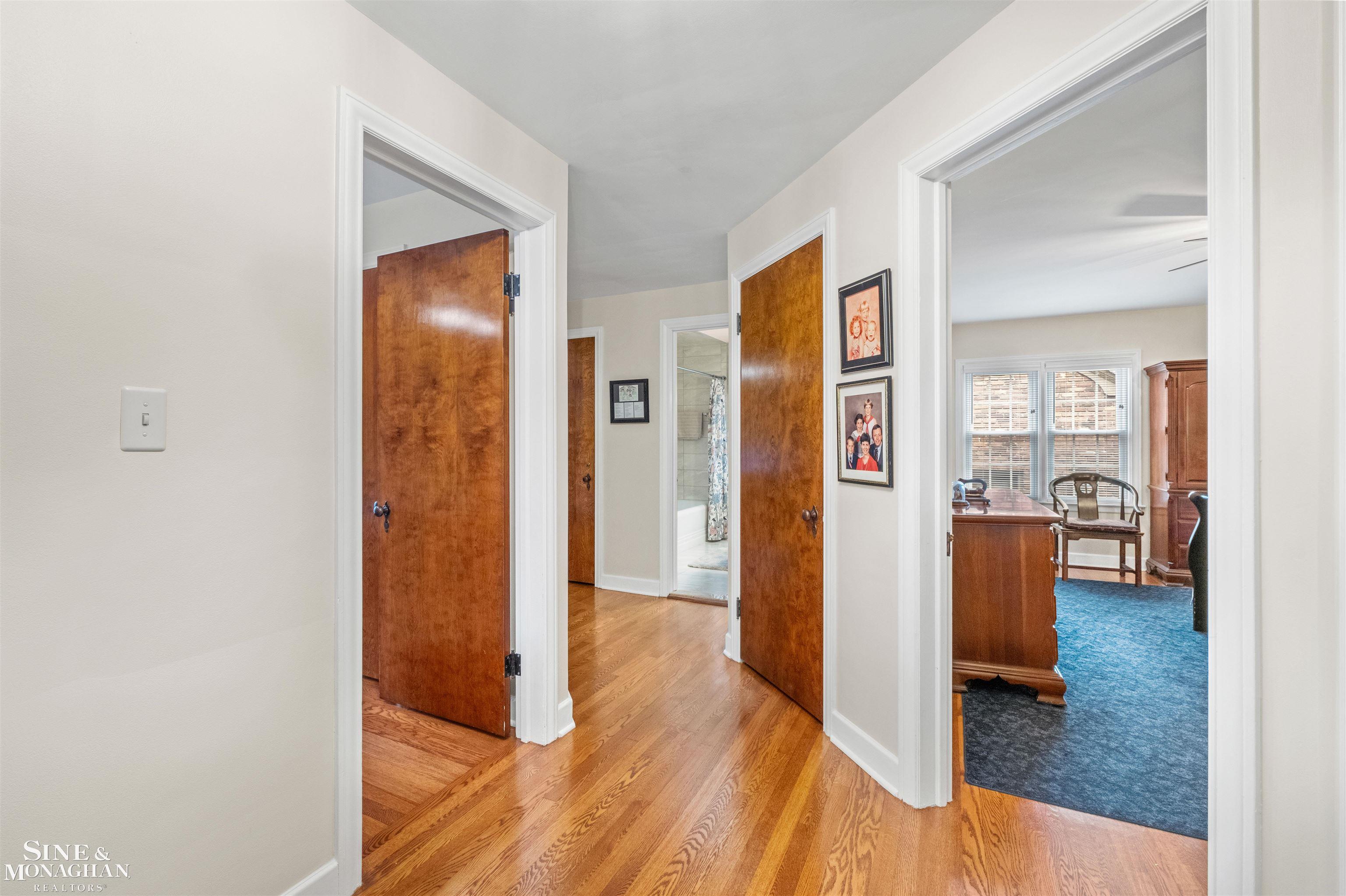 273 Moran Road Grosse Pointe, MI 48236 - Photo 43 of 57 50191215-ec53e222-7055-482e-ba2f-7d6bfd0f1fdd.JPG