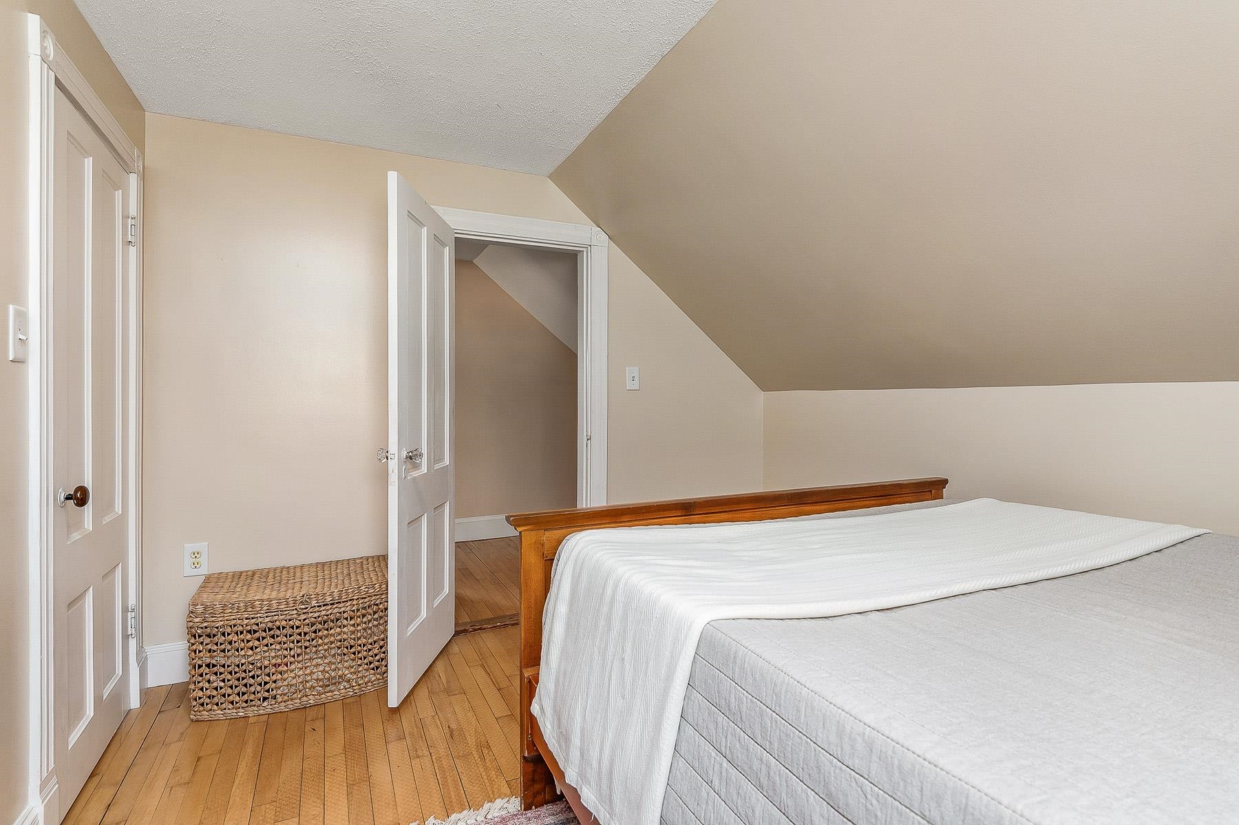 89 Washington Street Exeter, NH 03833 - Photo 18 of 60