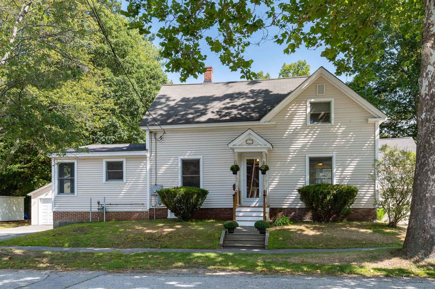 89 Washington Street Exeter, NH 03833 - Photo 3 of 60
