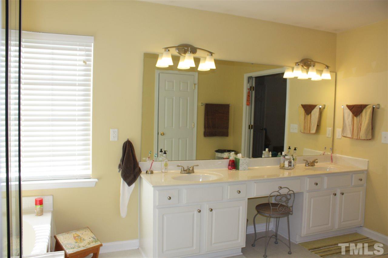 114 Huntersville Road Morrisville, NC 27560 - Photo 15 of 25