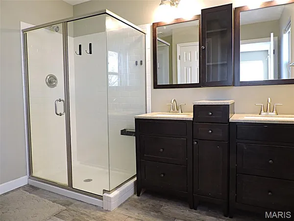 $500,000 | 16735 Chesterfield Manor Drive, Chesterfield, MO 63005