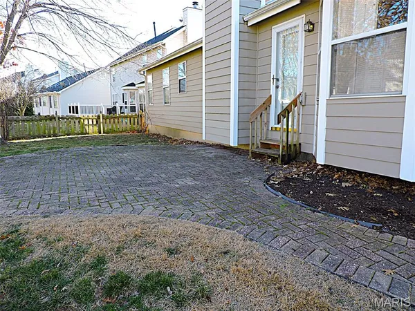 $500,000 | 16735 Chesterfield Manor Drive, Chesterfield, MO 63005