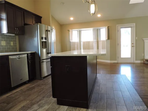 $500,000 | 16735 Chesterfield Manor Drive, Chesterfield, MO 63005