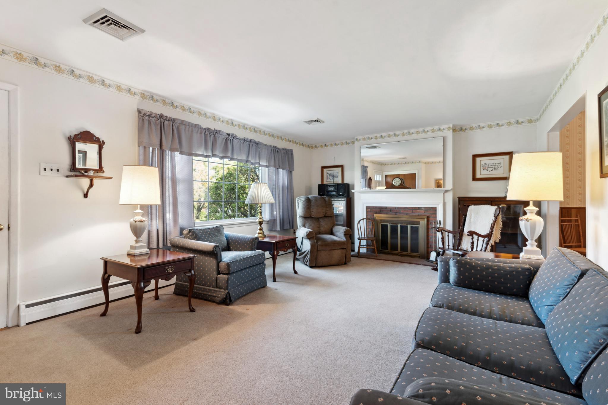 311 Willowbrook Road Horsham, PA 19044 - Photo 3 of 15 Gallery Image 3