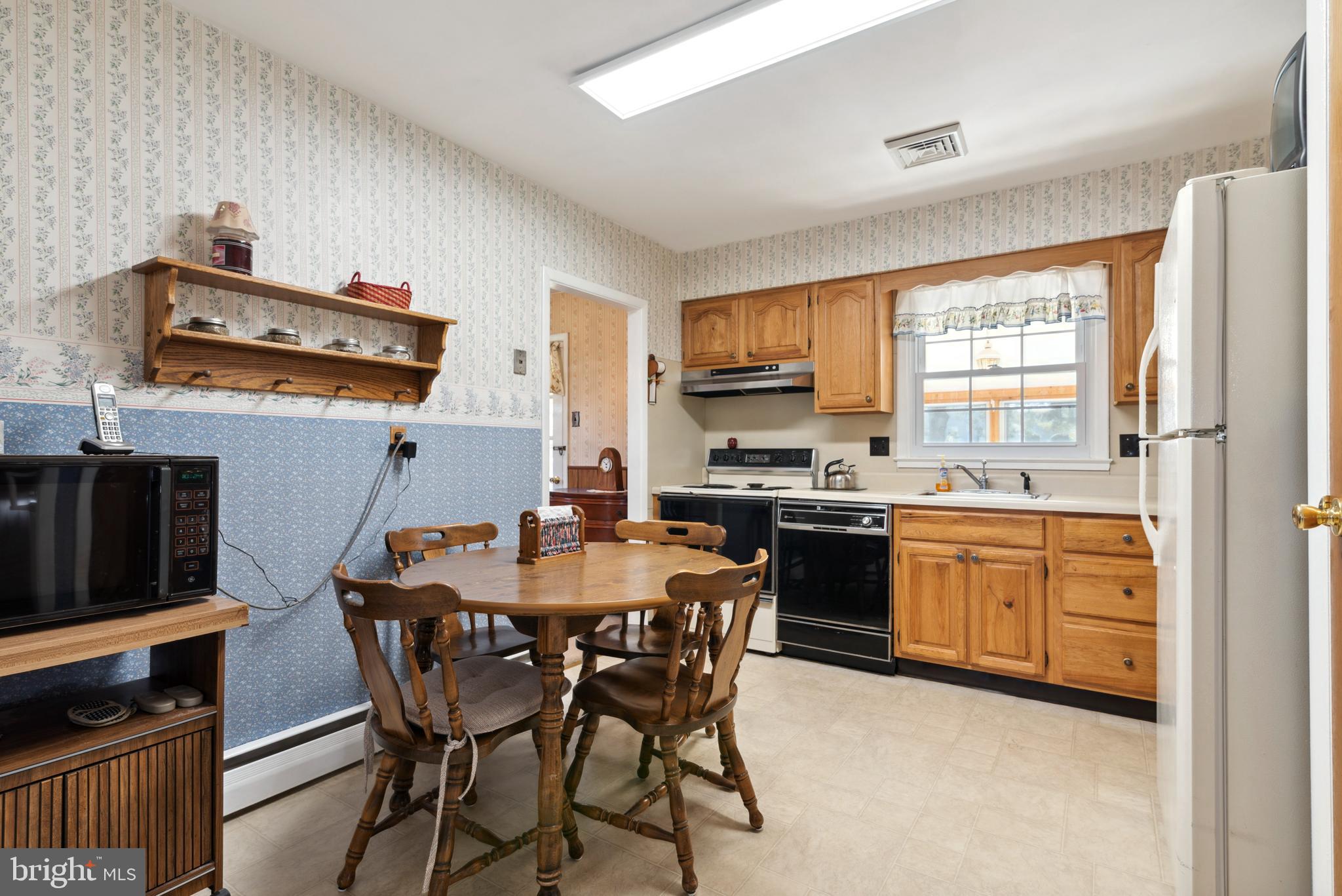 311 Willowbrook Road Horsham, PA 19044 - Photo 7 of 15 Gallery Image 7
