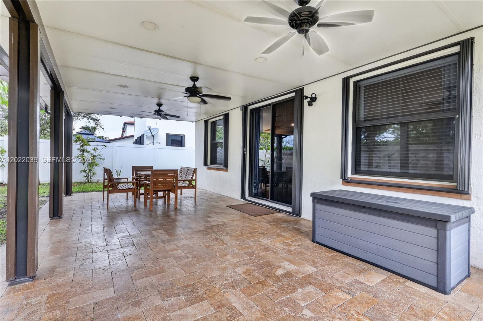 10400 West 35th Way Hialeah, FL 33018 - Photo 33 of 55