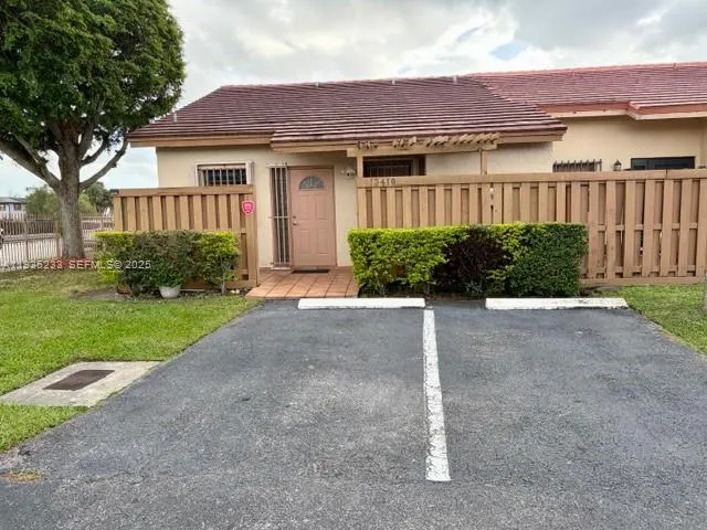 $2,700 | 13410 Southwest 16th Lane, Unit 13410, Miami, FL 33175