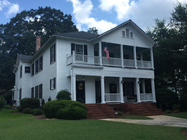 147 West Johnston Street Forsyth, GA 31029 - Photo 1 of 24 Primary Photo