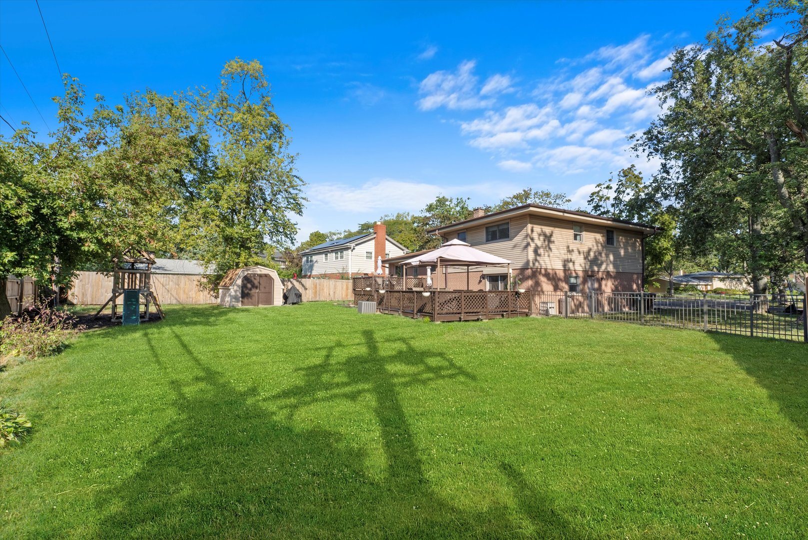 3644 Poplar Road Flossmoor, IL 60422 - Photo 21 of 22 a view of a house with a big yard