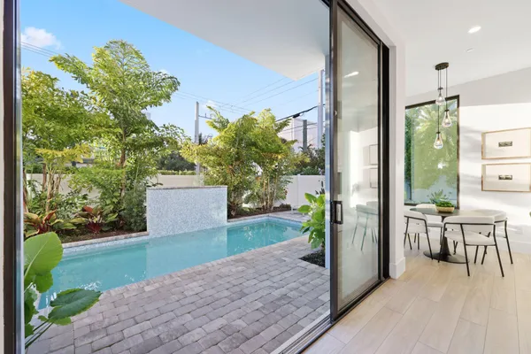$3,495,000 | 201 Southeast 4th Avenue, Delray Beach, FL 33483
