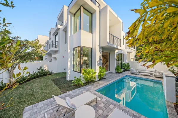 $3,495,000 | 201 Southeast 4th Avenue, Delray Beach, FL 33483