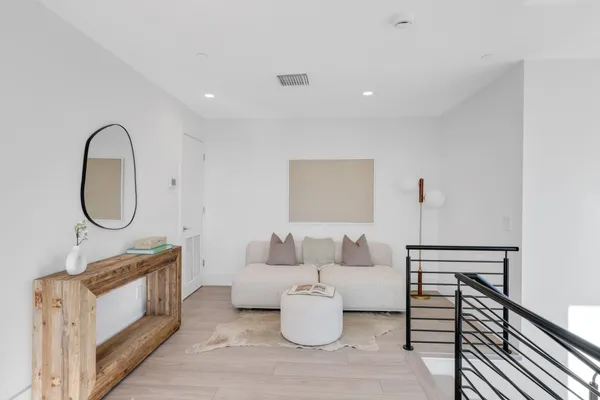 $3,495,000 | 201 Southeast 4th Avenue, Delray Beach, FL 33483
