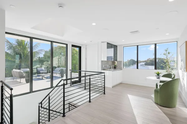 $3,495,000 | 201 Southeast 4th Avenue, Delray Beach, FL 33483