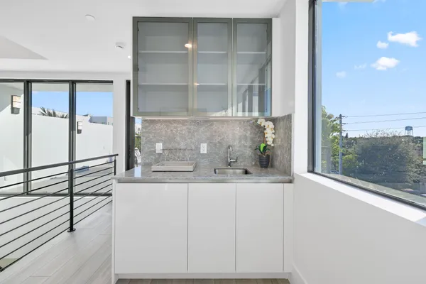 $3,495,000 | 201 Southeast 4th Avenue, Delray Beach, FL 33483