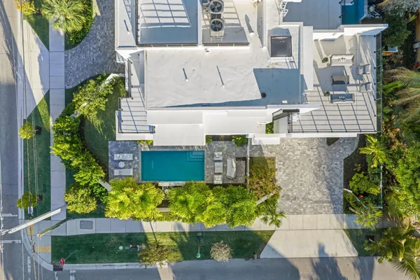 $3,495,000 | 201 Southeast 4th Avenue, Delray Beach, FL 33483