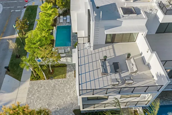 $3,495,000 | 201 Southeast 4th Avenue, Delray Beach, FL 33483