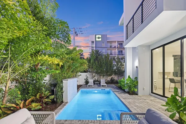 $3,495,000 | 201 Southeast 4th Avenue, Delray Beach, FL 33483