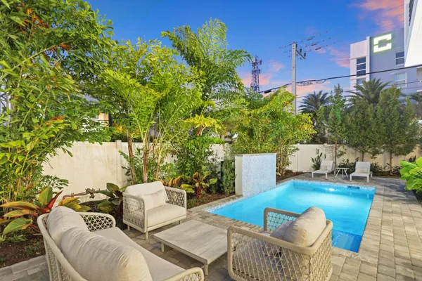 $3,495,000 | 201 Southeast 4th Avenue, Delray Beach, FL 33483