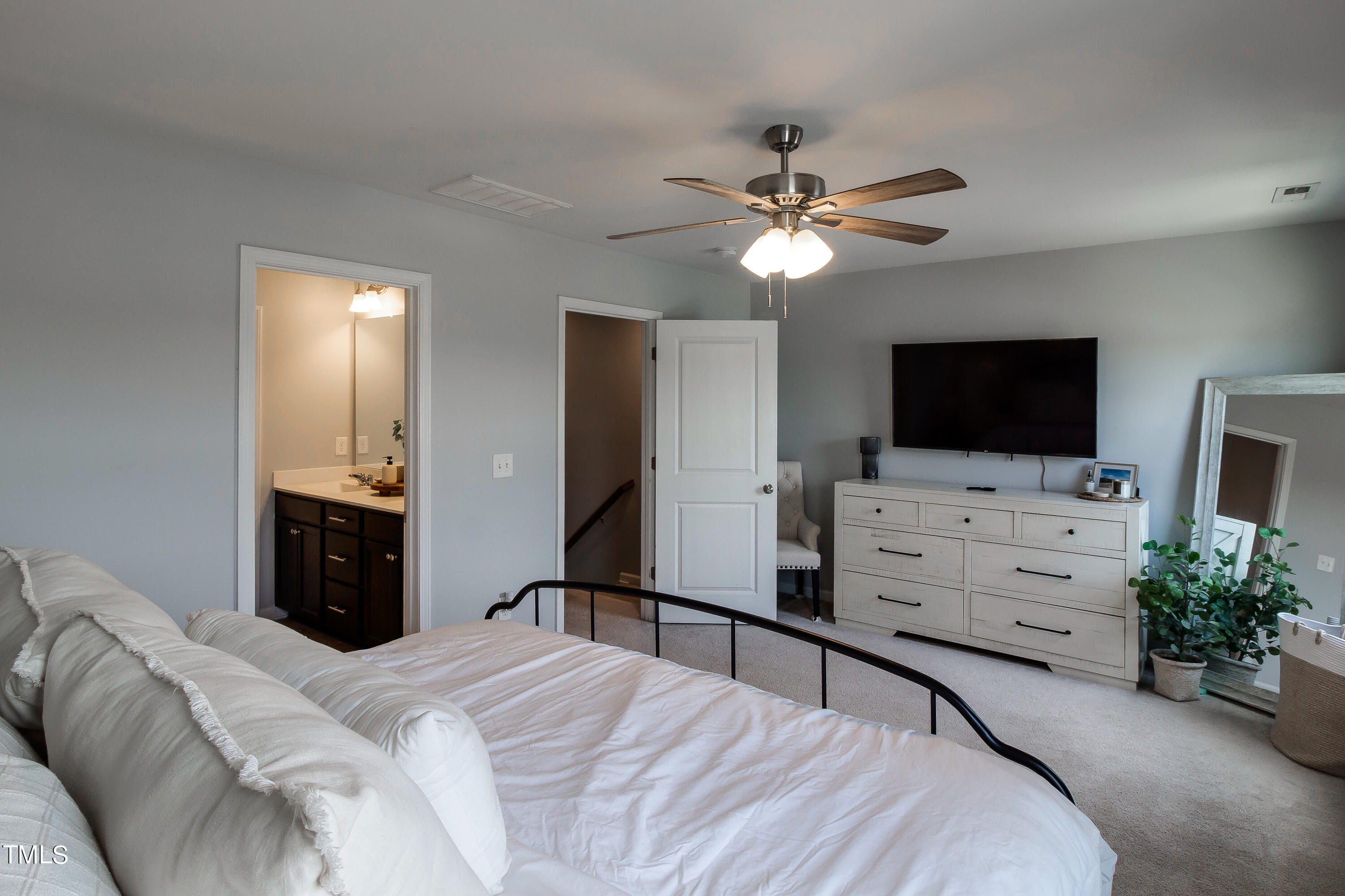 6013 Kayton Street Raleigh, NC 27616 - Photo 23 of 41 24-20
