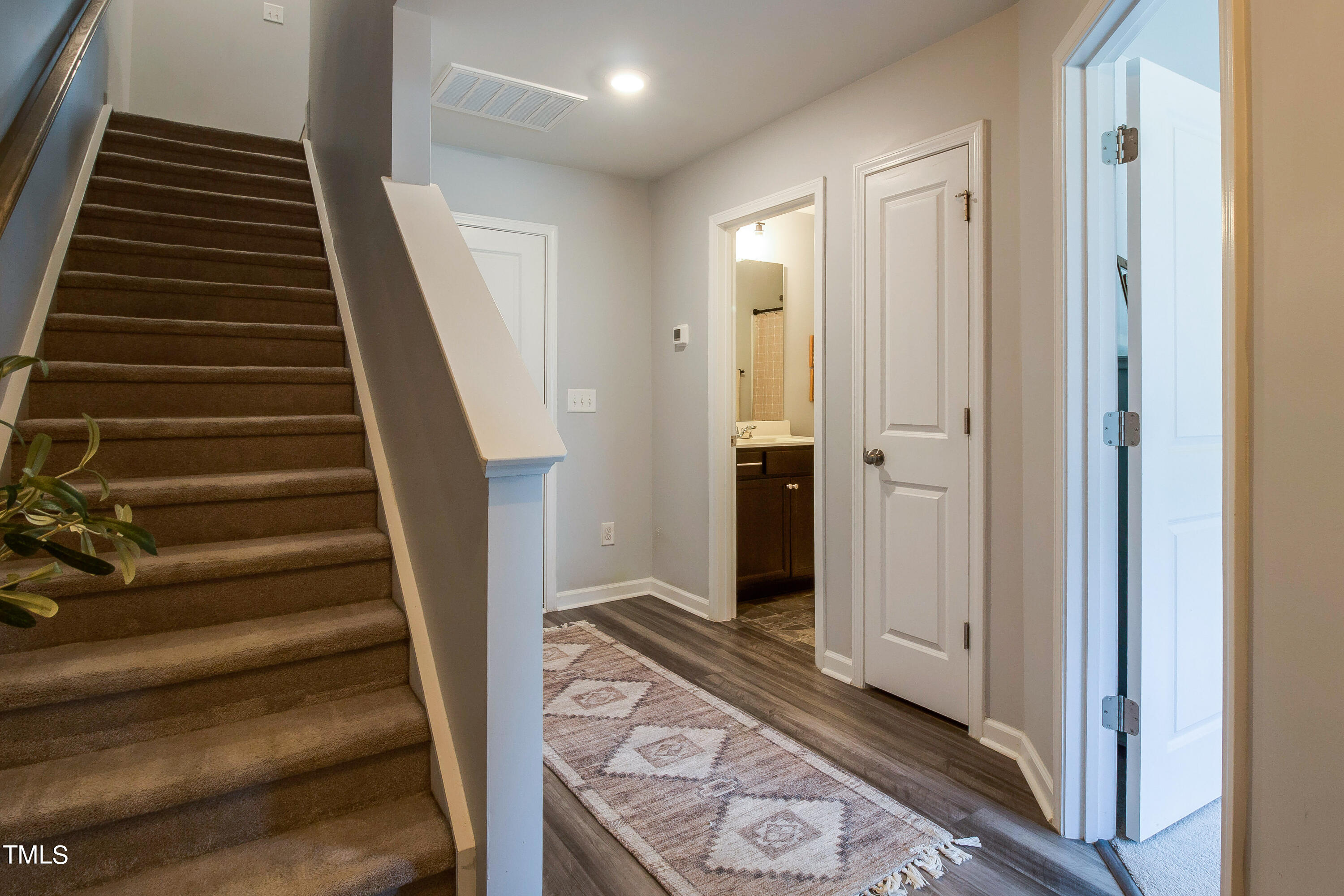6013 Kayton Street Raleigh, NC 27616 - Photo 6 of 41 24-9