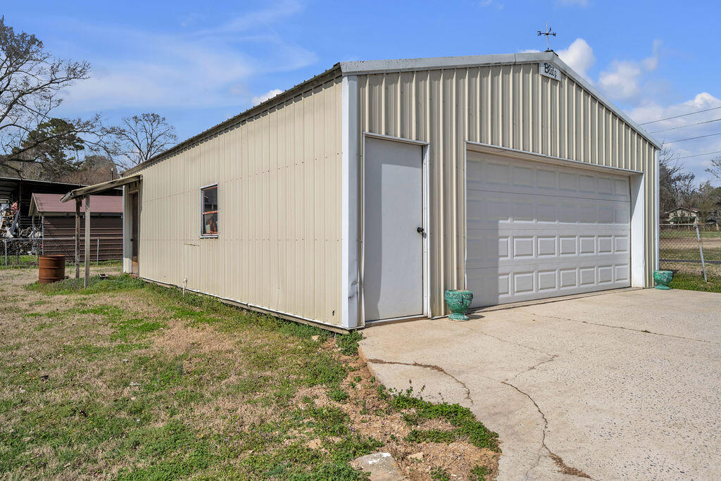 7803 Middle Valley Road Hixson, TN 37343 - Photo 42 of 43 7803MiddleValley-43