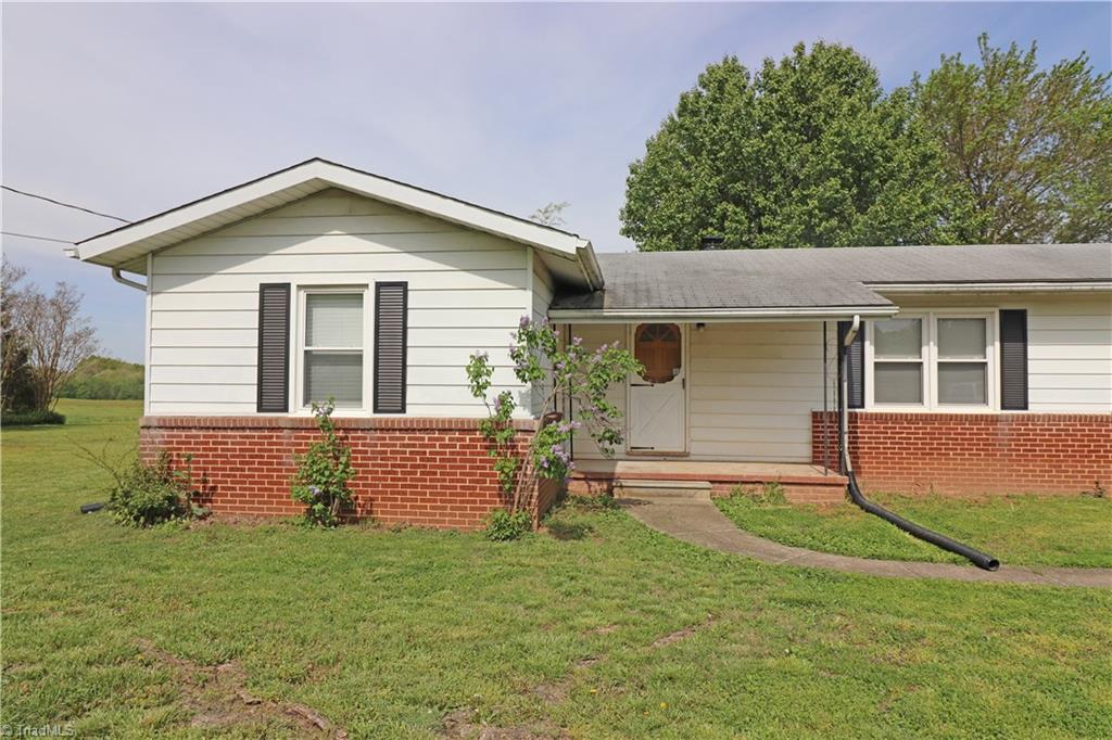 2845 Nebo Road Boonville, NC 27011 - Photo 2 of 24 Gallery Image 2