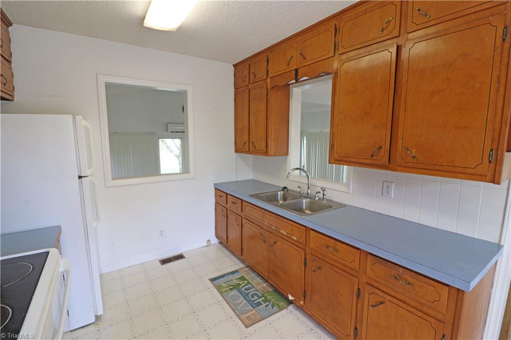 2845 Nebo Road Boonville, NC 27011 - Photo 15 of 24 Gallery Image 15