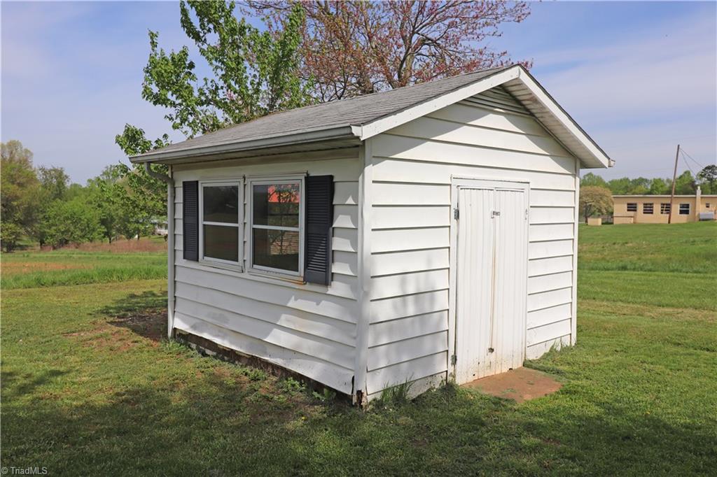 2845 Nebo Road Boonville, NC 27011 - Photo 20 of 24 Gallery Image 20
