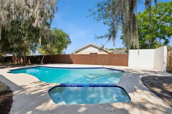 $599,000 | 418 East Lakeshore Drive, Ocoee, FL 34761