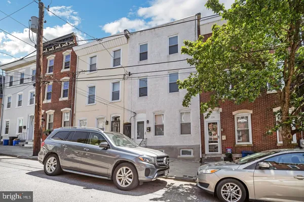 $2,750 | 126 Ripka Street, Philadelphia, PA 19127