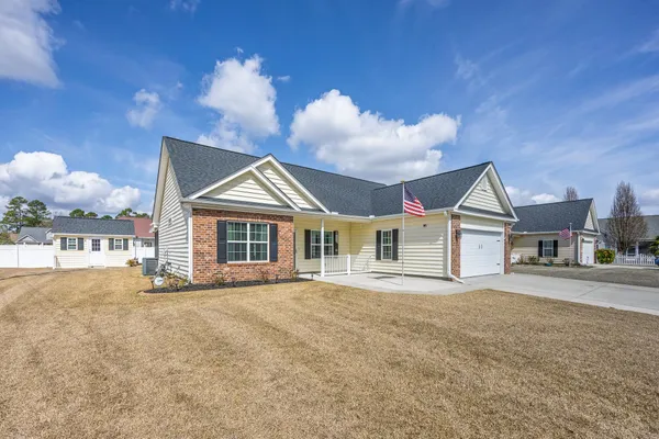 $299,900 | 609 Fieldwoods Drive, Conway, SC 29526