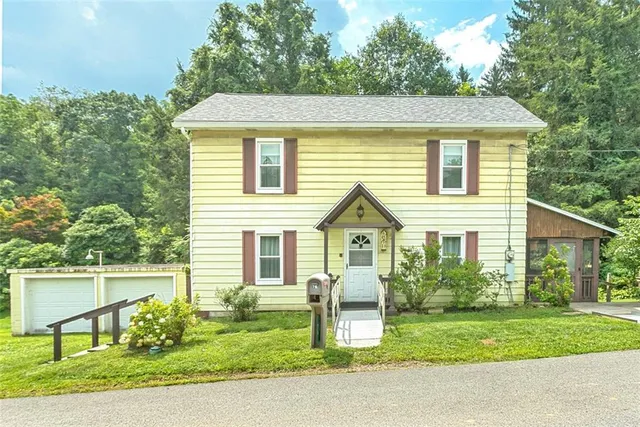 $175,258 | 76 Fayette City Boulevard, Perryopolis, PA 15473