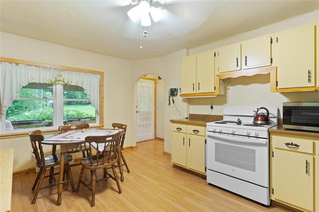 76 Fayette City Boulevard Perryopolis, PA 15473 - Photo 9 of 30 fully applianced