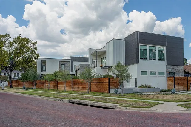 $4,000 | 1732 Ashland Avenue, Fort Worth, TX 76107