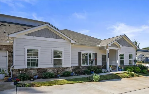 $370,000 | 3905 Shelleydale Drive, Powder Springs, GA 30127