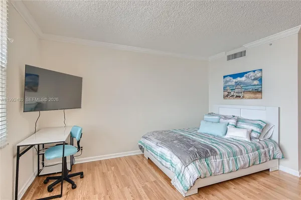 $2,100 | 2501 South Ocean Drive, Unit 1532, Hollywood, FL 33019