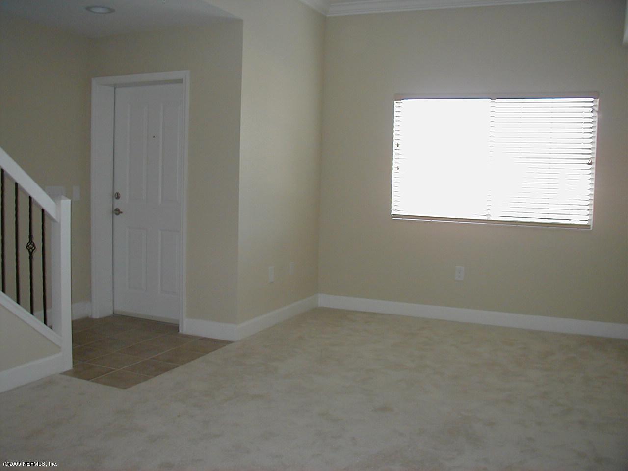 9745 Touchton Road, Unit 2424 Jacksonville, FL 32246 - Photo 4 of 7 Great Room