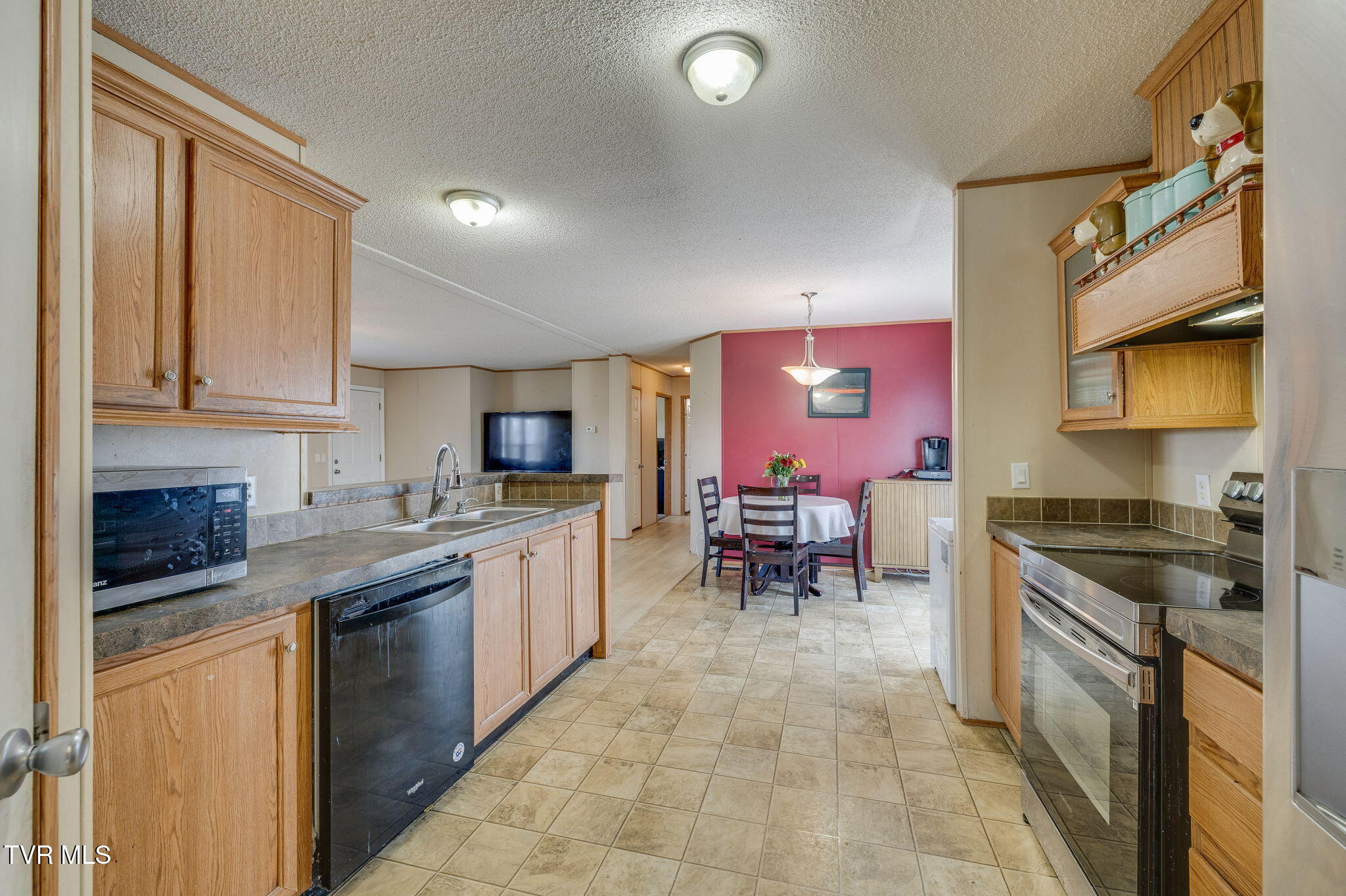 175 Forest Road Mosheim, TN 37818 - Photo 12 of 32 011