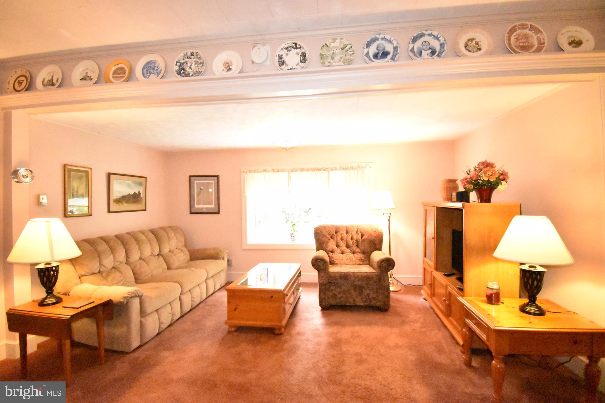 2218 Jenkins Creek Road Cambridge, MD 21613 - Photo 10 of 30 Living Room