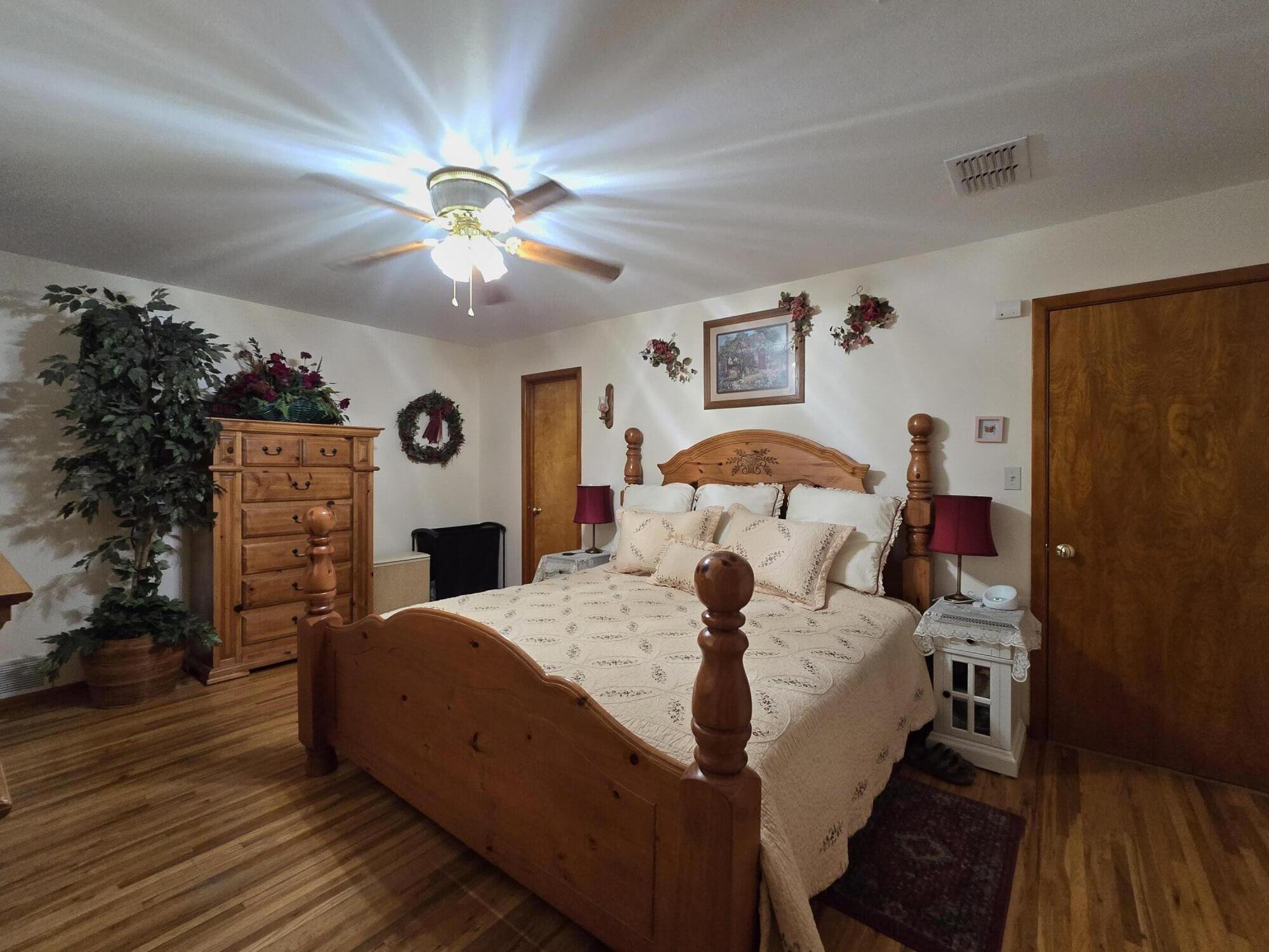 511 North 15th Street Lamesa, TX 79331 - Photo 13 of 39 20251007_105844