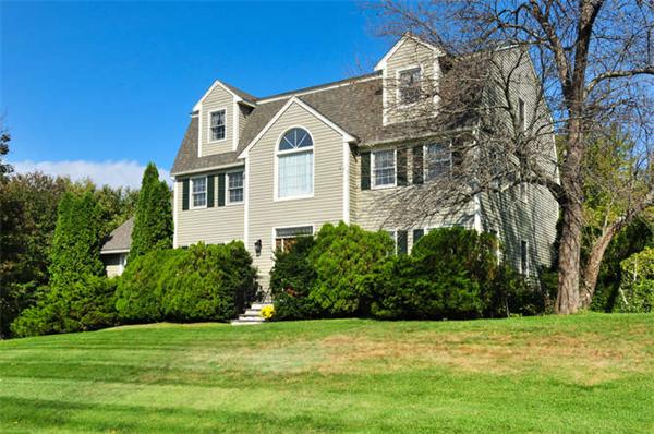 343 Stearns Road Marlborough, MA 01752 - Photo 1 of 26 Gallery Image 1
