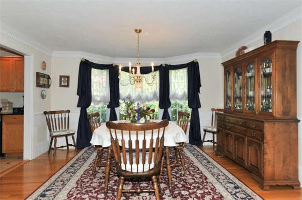 343 Stearns Road Marlborough, MA 01752 - Photo 4 of 26 Gallery Image 4