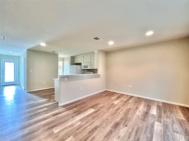 $1,099 | 304 Stubblefield Lane, Unit 1201, Liberty Hill, TX 78642