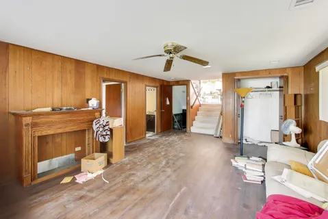 $390,000 | 5904 Keeney Court, Morton Grove, IL 60053