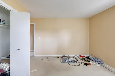 $390,000 | 5904 Keeney Court, Morton Grove, IL 60053